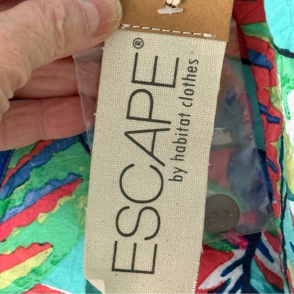 Escape by Habitat Clothes Tropical Print Sleeveless Top new with tags - Picture 3 of 10